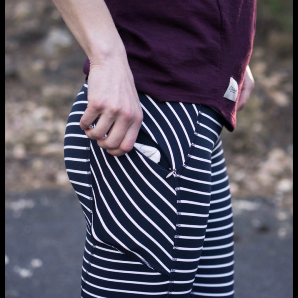 Athleta Contender leggings Sz MP